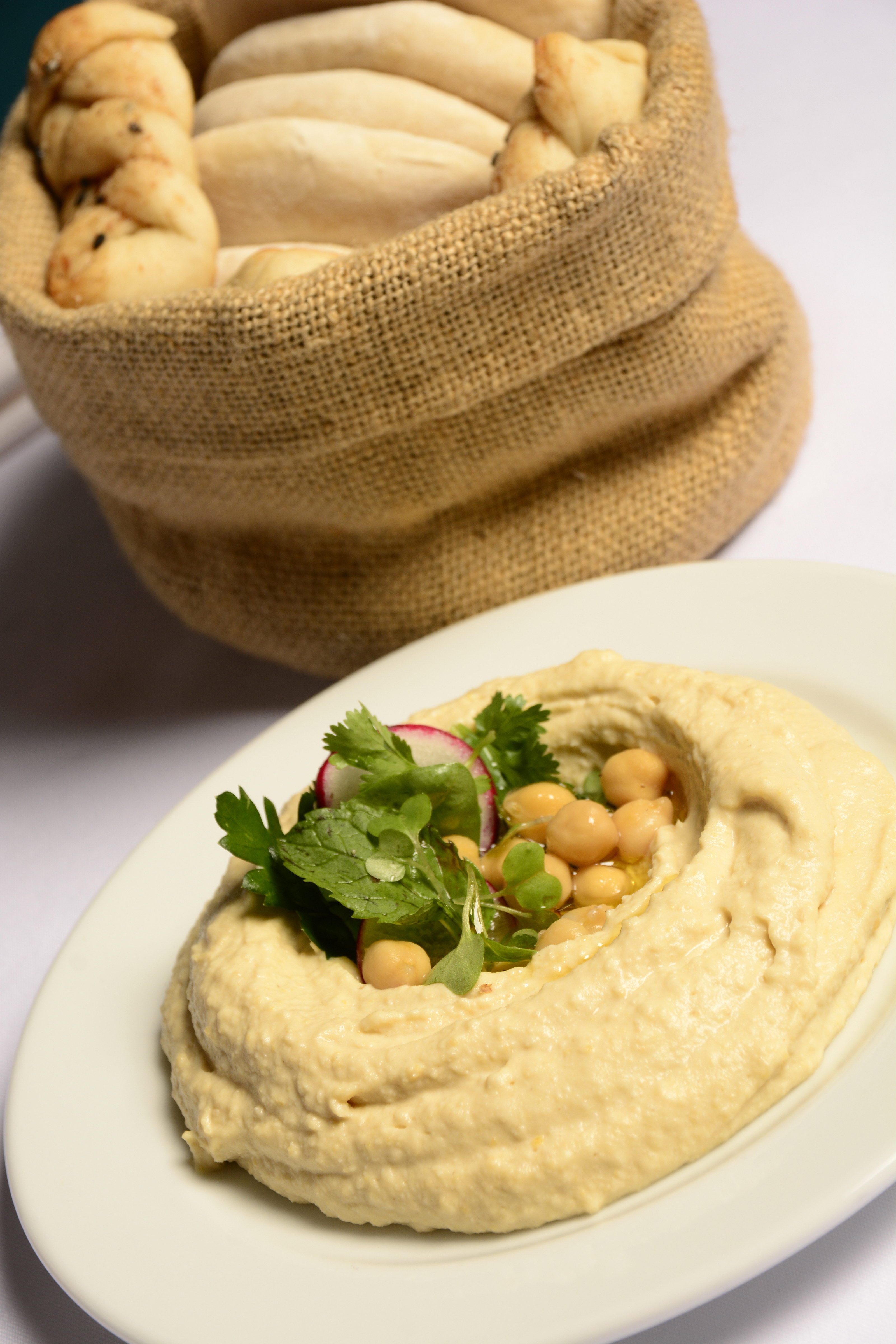 Hummus a la manera armenia - Fondo de Olla